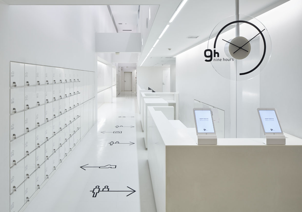 ninehours capsule hotel lobby