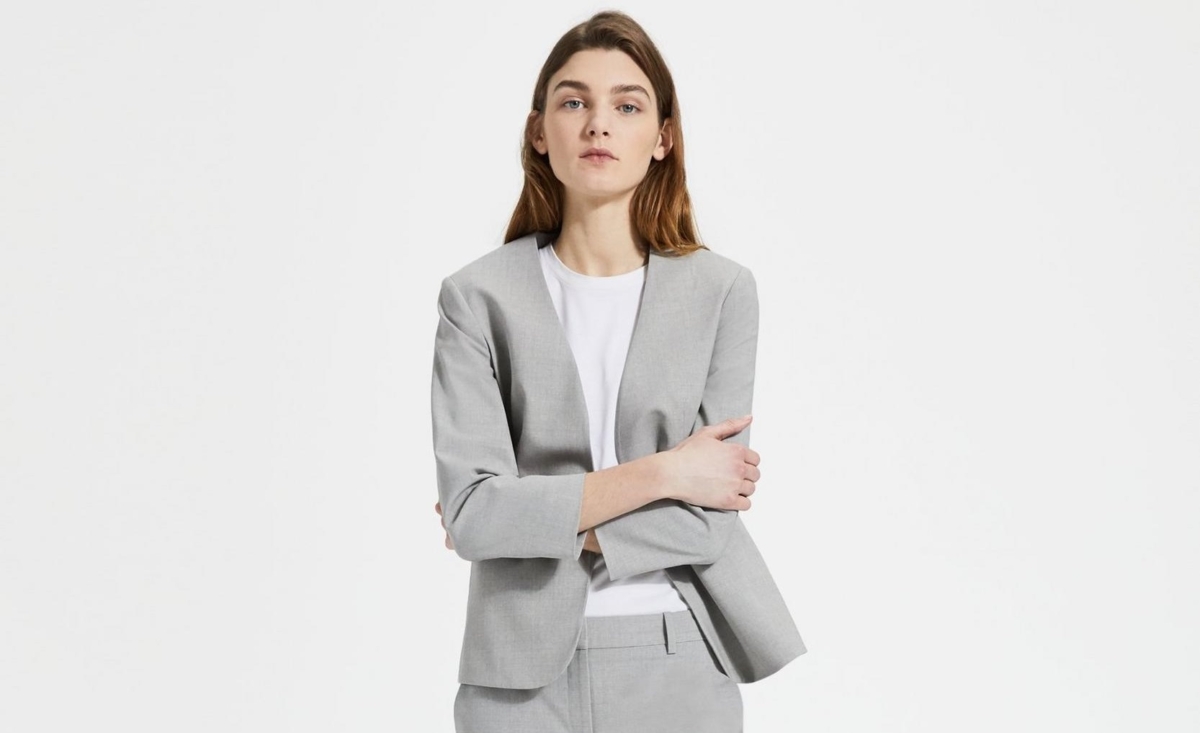 Theory grey suit