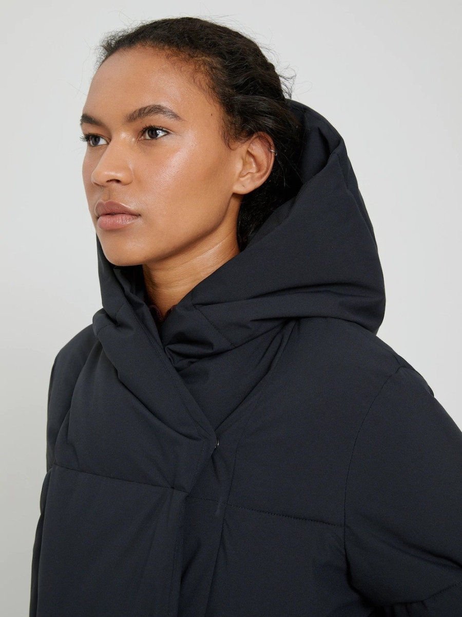 Keep Warm This Winter with Frank And Oak's Outerwear Made from Recycled ...