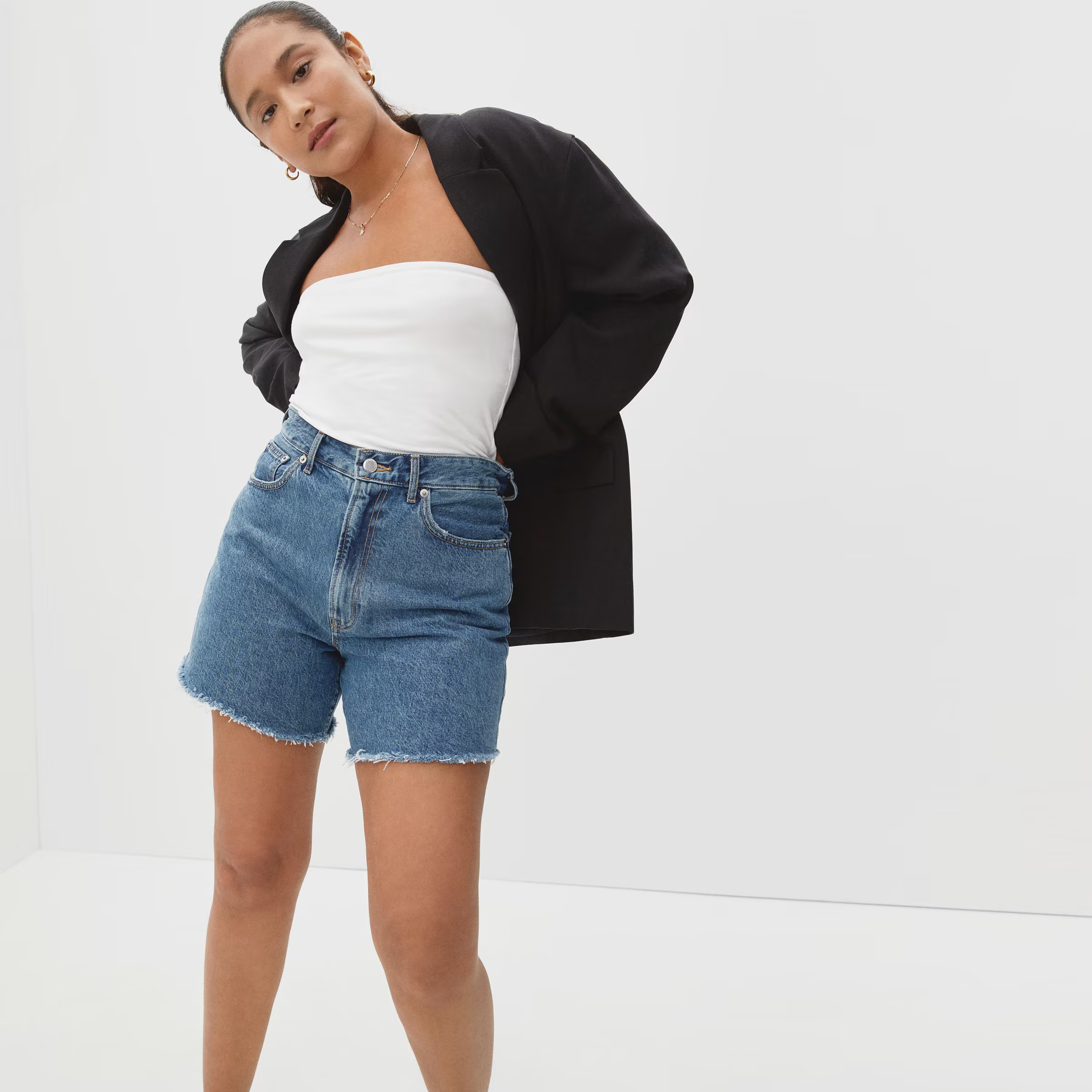 The Best Summer Pieces by Everlane That Are Sustainable