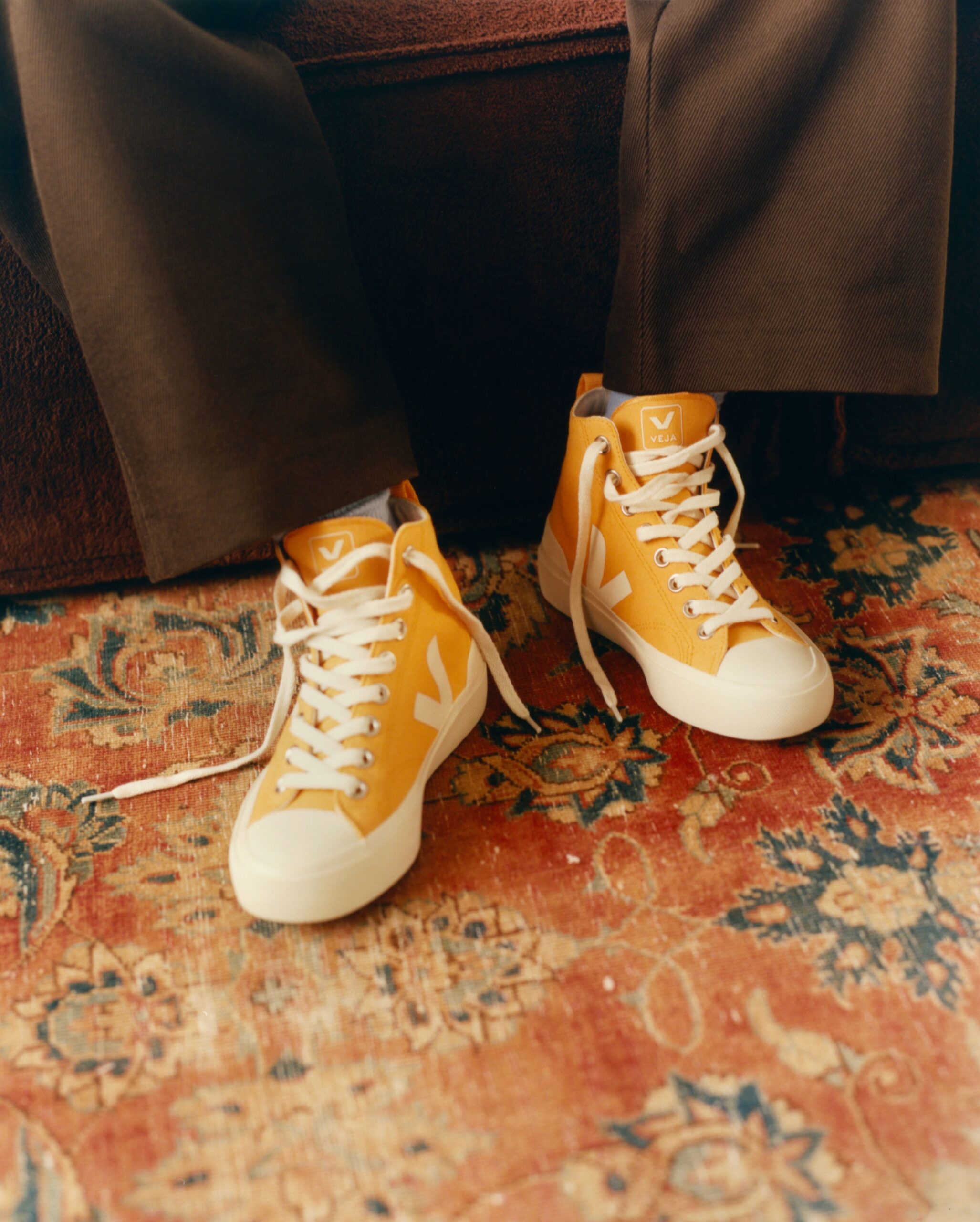 VEJA New Vintage-Style, Organic Cotton Wata II Shoe