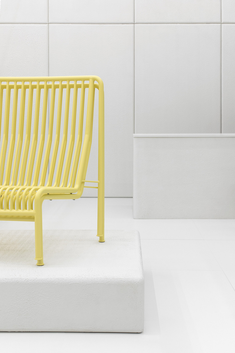 Massproductions modular fair stand