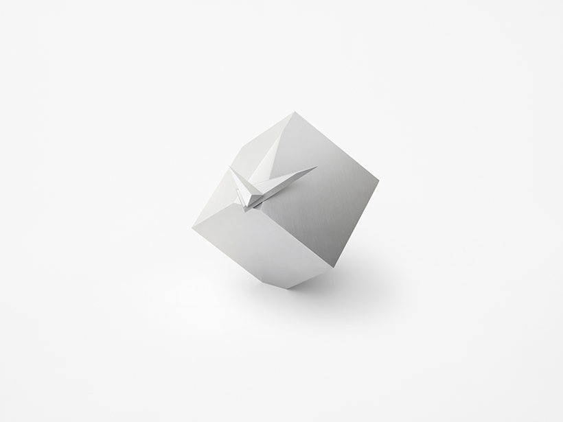 nendo cubic clock